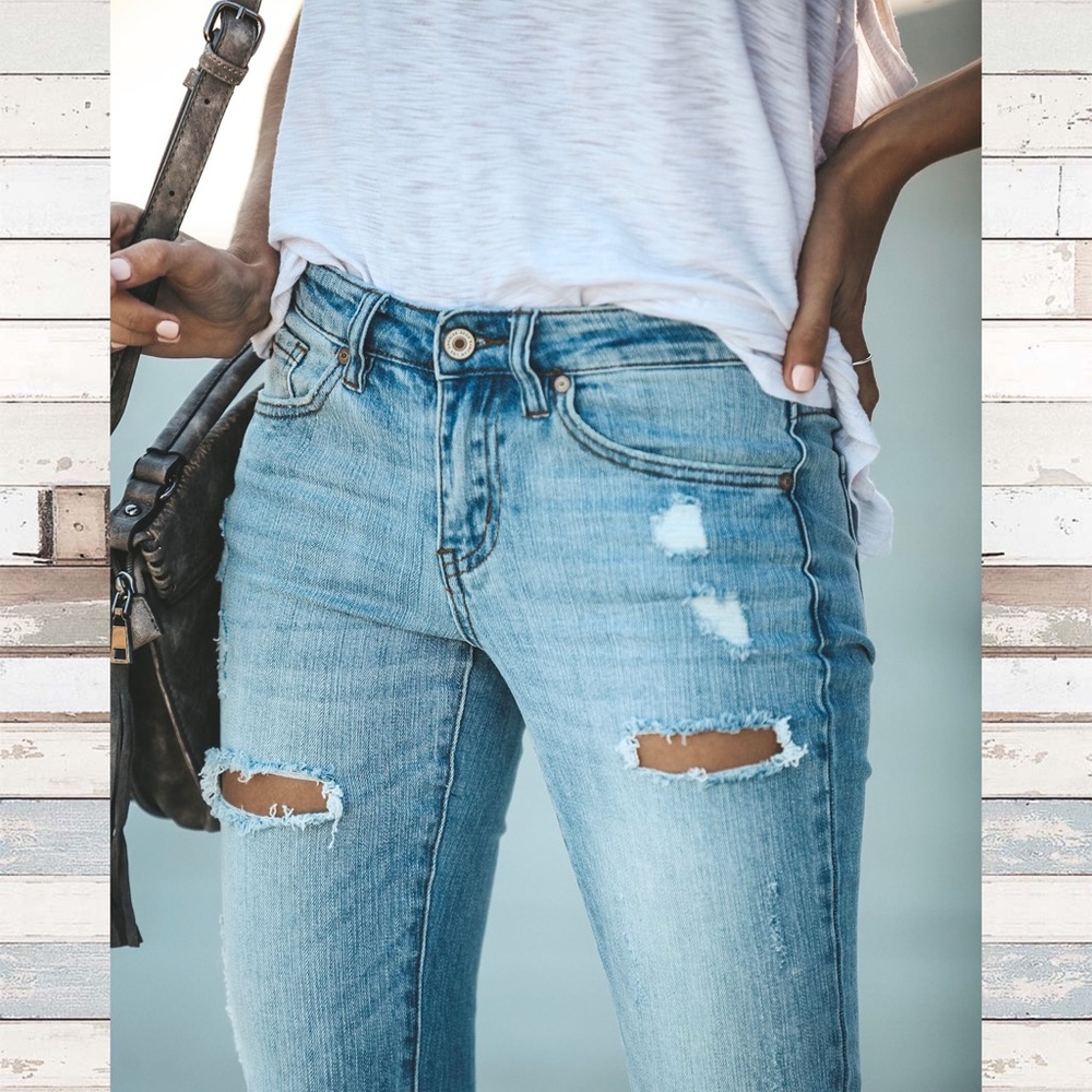 KanCan Distressed Light Wash Universal Skinny Jean - Picture 6 of 8